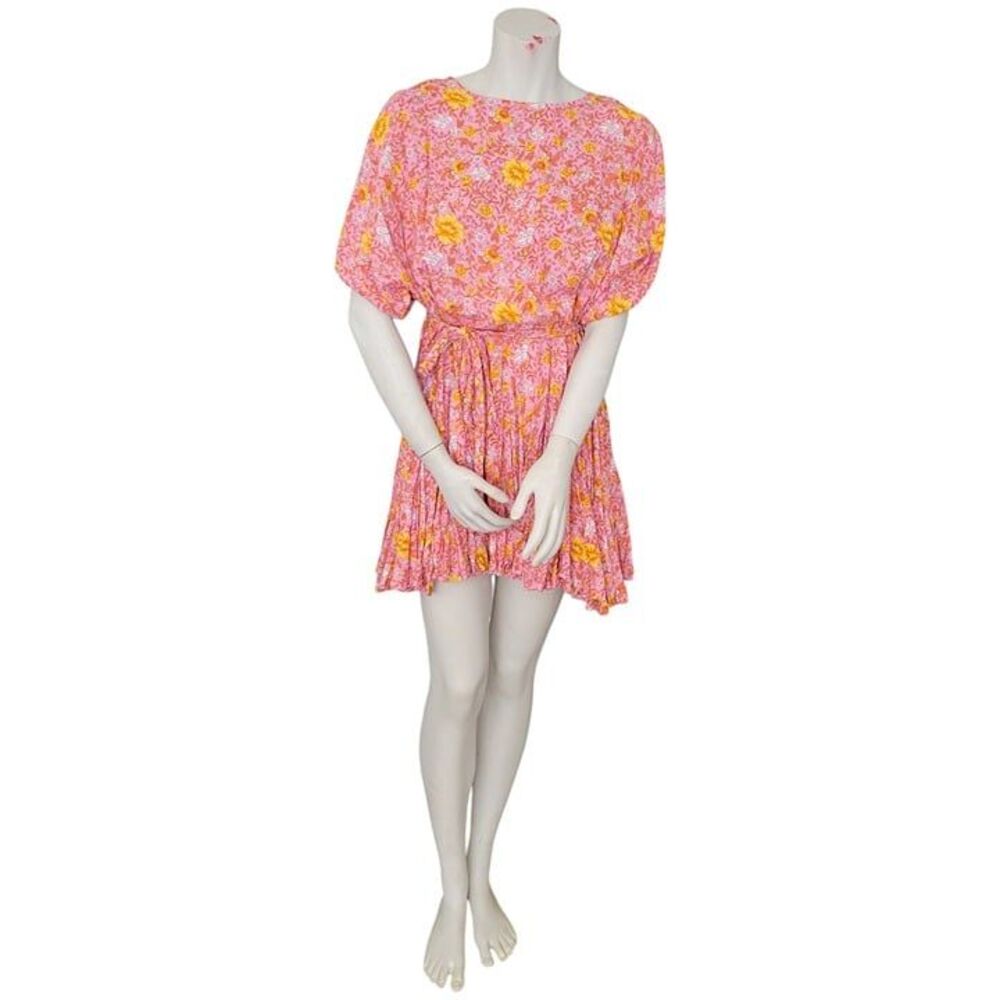Aakaa NWT Pink Floral Spring/ Summer Dress. Extra‎ Twirly! Braided Belt Small